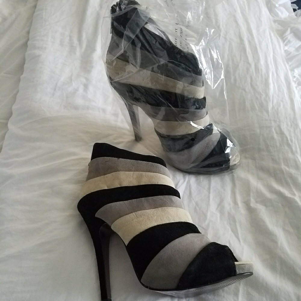 High heel booties